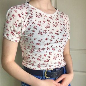 Red and White Floral Print T Shirt